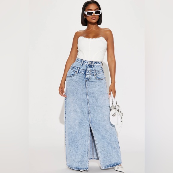 🆕 Denim Maxi Skirt - Picture 1 of 4